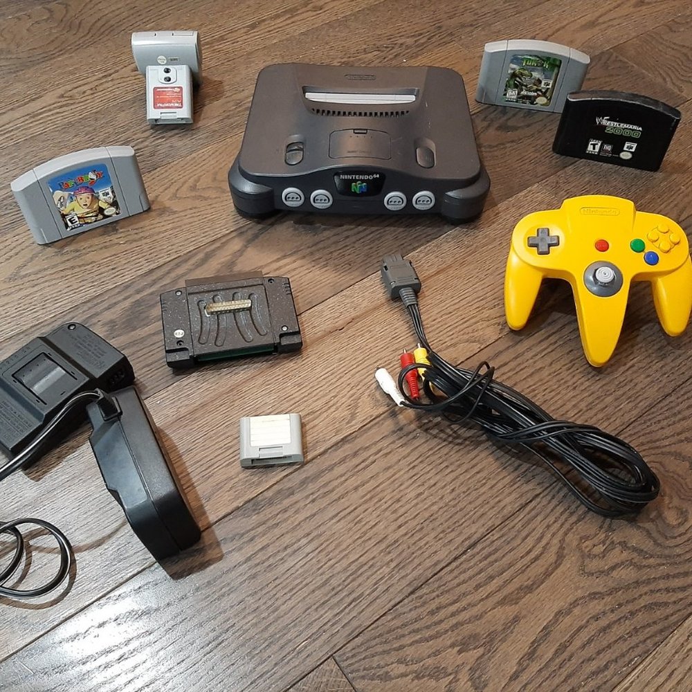 Vintage Nintendo 64 console w/controller and 3 games & accessories (tested)